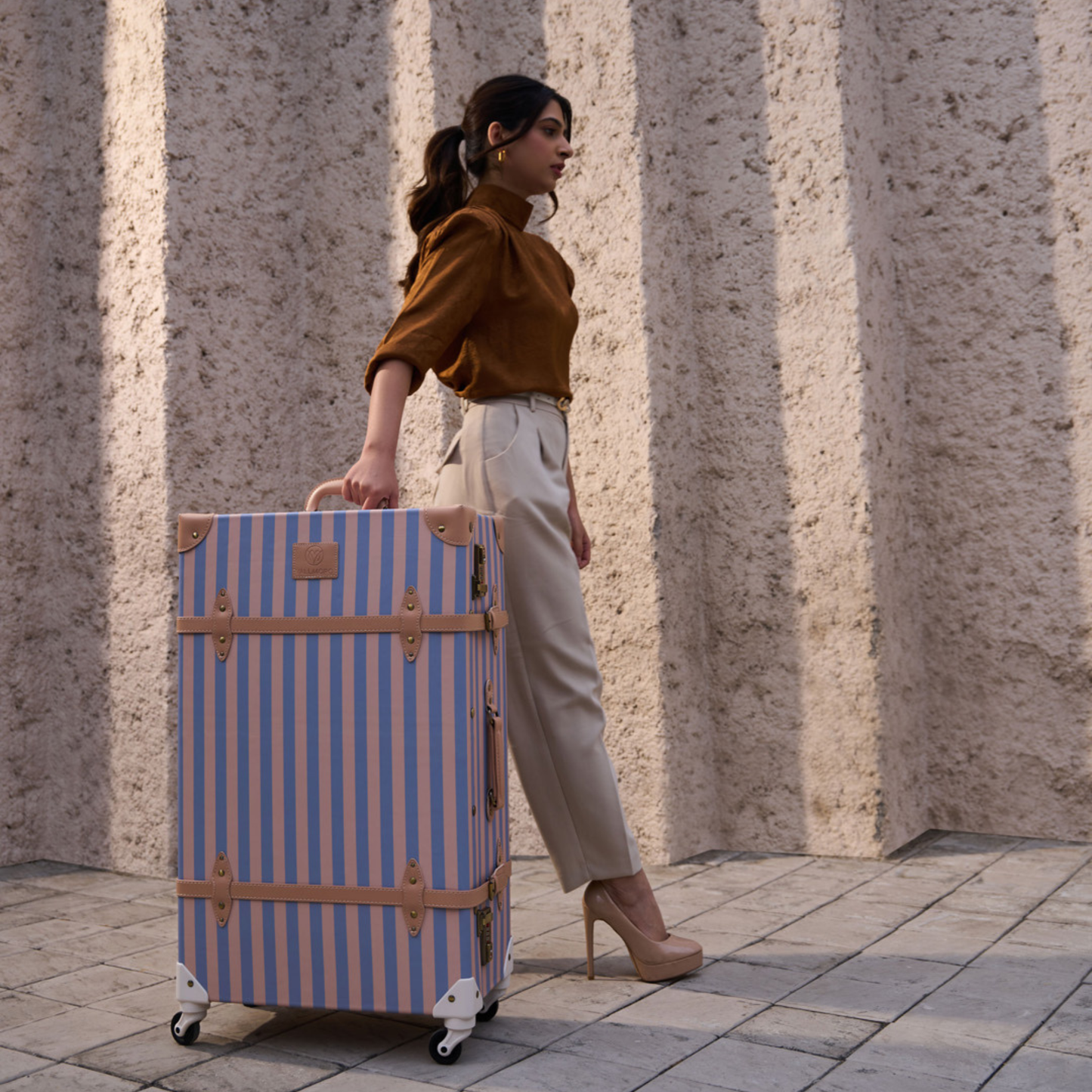large check in hard shell luggage 28 inch long travel suitcase