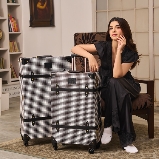 Black & White Check-in Large